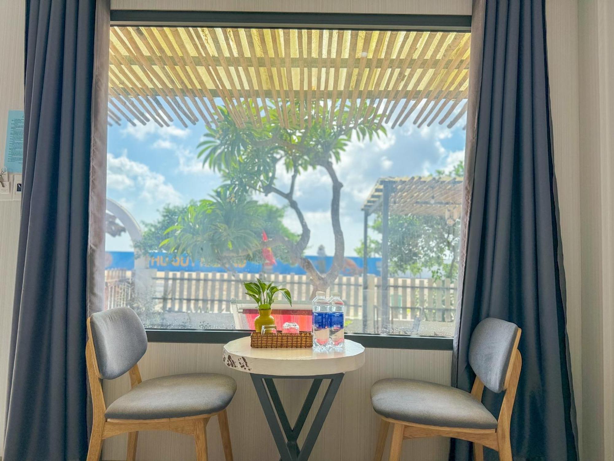 Beach Villa Phu Quy Cu Lao Thu Exterior photo